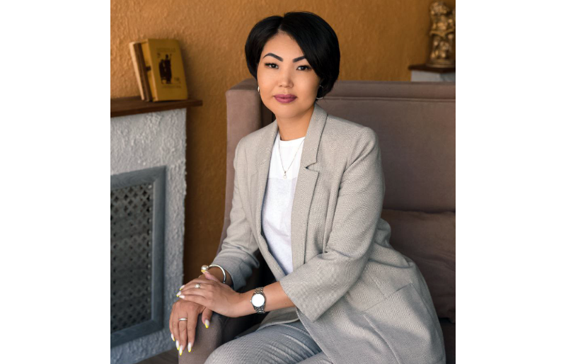 Арюна Байкова. Выпускница программы «Женщина-лидер» стала первым замминистра образования и науки Забайкальского края