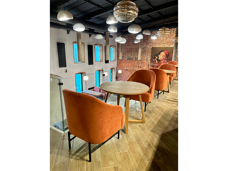 Участница Международного конкурса женских предпринимательских проектов АТЭС 2023 года — приглашенный дизайнер Международной выставки мебели, интерьерных решений и искусства ARTDOM 2024