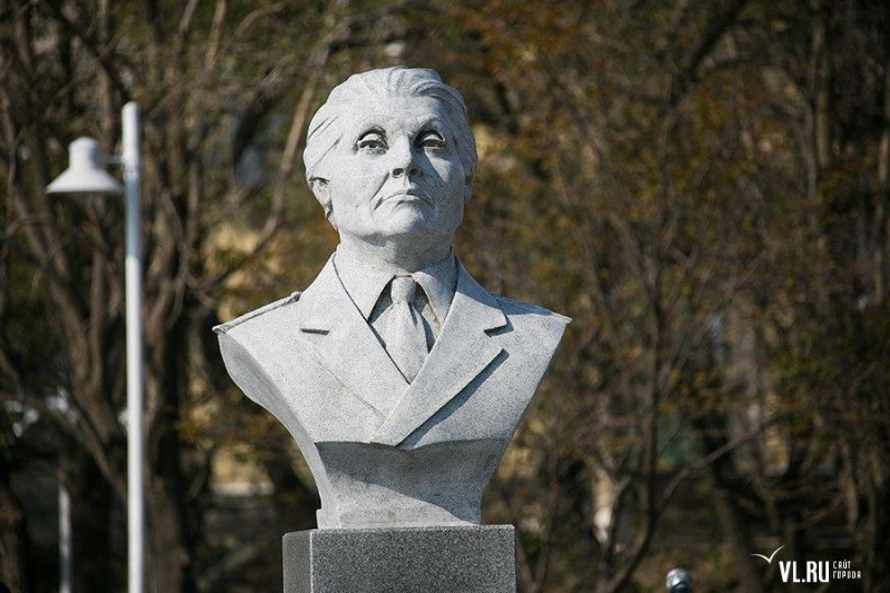 Посвящение женщинам: памятник «капитану Анне»