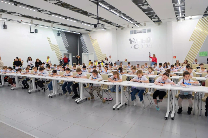 Победительницы Всероссийской интеллектуальной олимпиады по математике представят страну на мировом первенстве