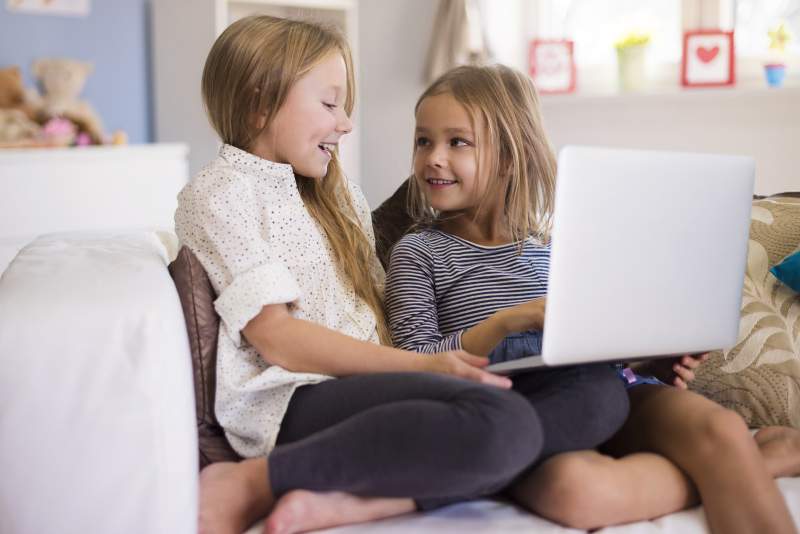 Школьницы могут узнать больше фактов из истории России с помощью образовательной онлайн-платформы