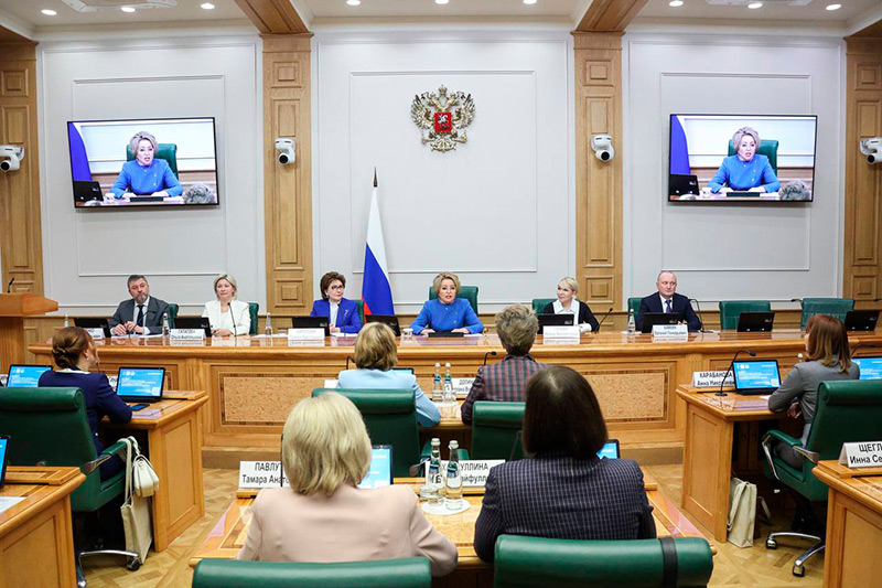Сенатор Галина Карелова рассказала о новом проекте в «портфеле» Совета Евразийского женского форума 