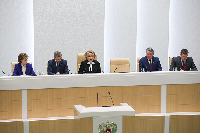 Для людей и бизнеса: новые меры господдержки экономики в условиях  зарубежных санкций