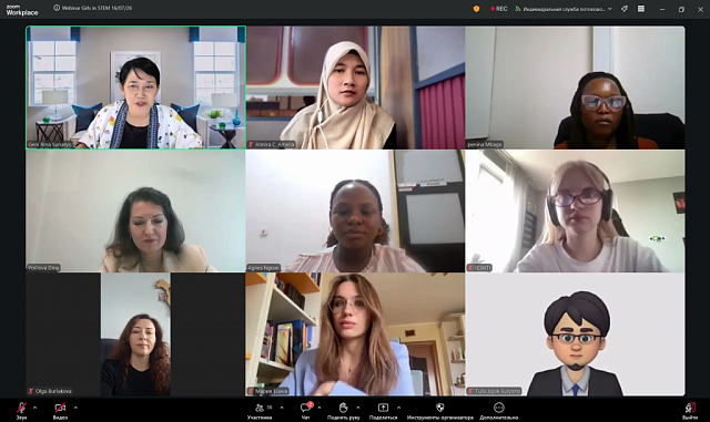 Girls in STEM обсудили необходимые навыки для успеха в высокотехнологичных отраслях