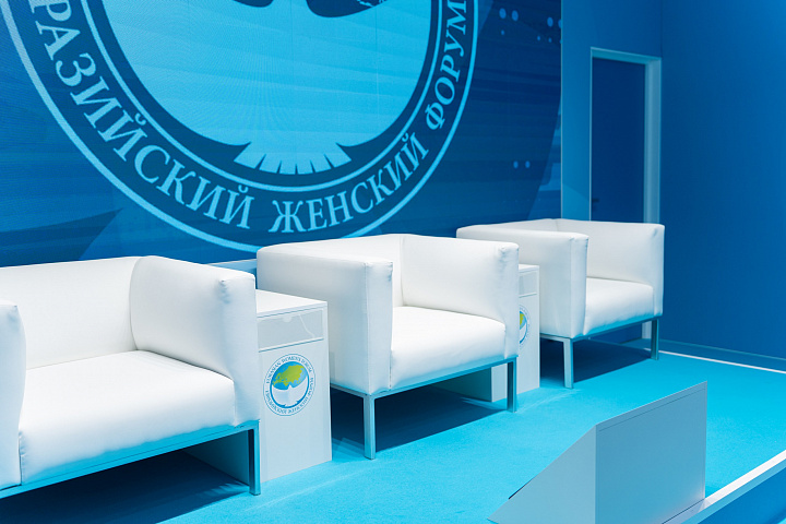 ЕЖФ на ПМЭФ-2026