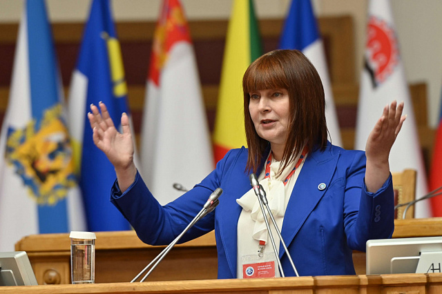 Женщин на руководящих позициях становится больше