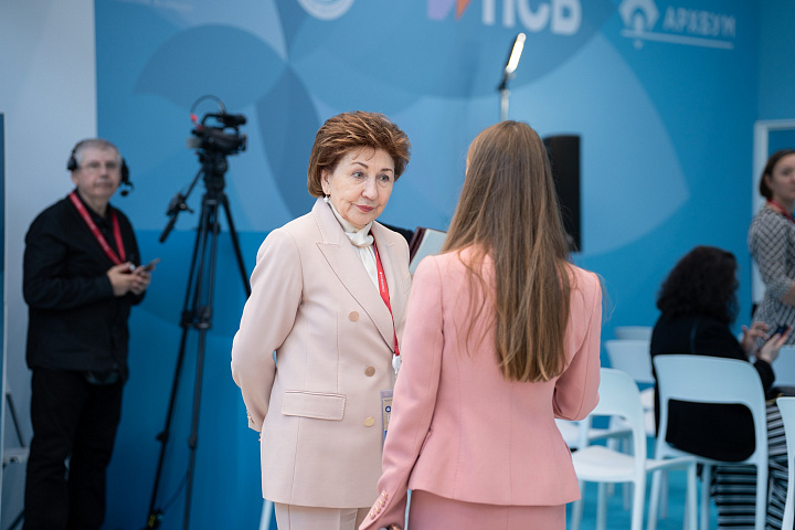 ЕЖФ на ПМЭФ-2026