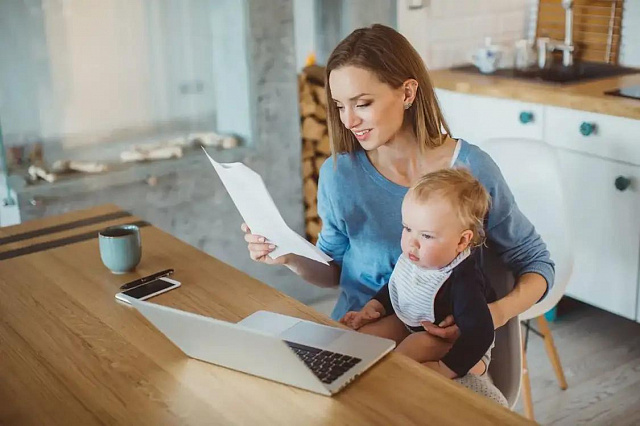 Социальные программы работодателей открывают перспективы для женщин с маленькими детьми