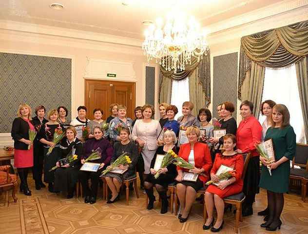 В Великом Новгороде состоялся областной женский форум