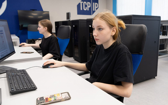 Девушка-ученый из Санкт-Петербурга придумала, как обучить нейросеть бороться с мошенничеством в интернете